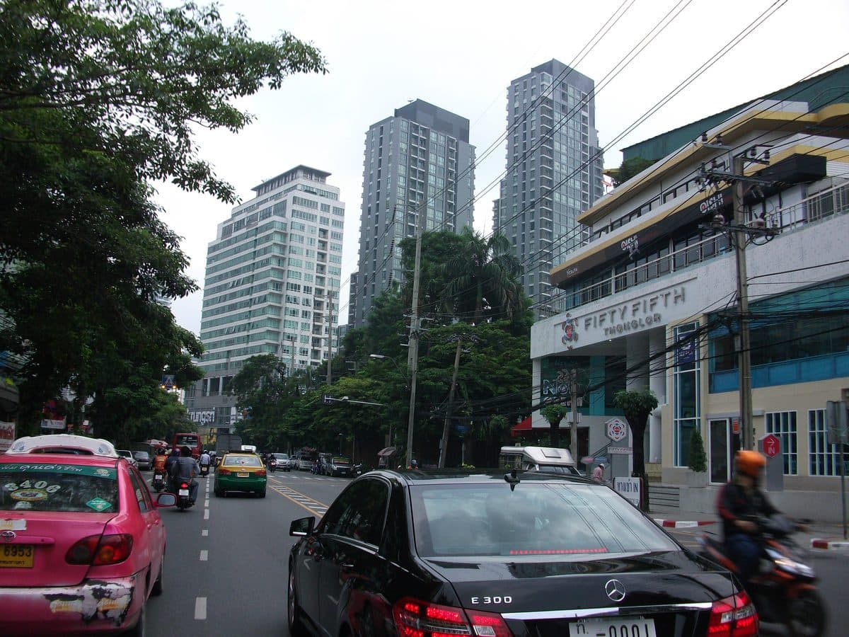 Thonglor