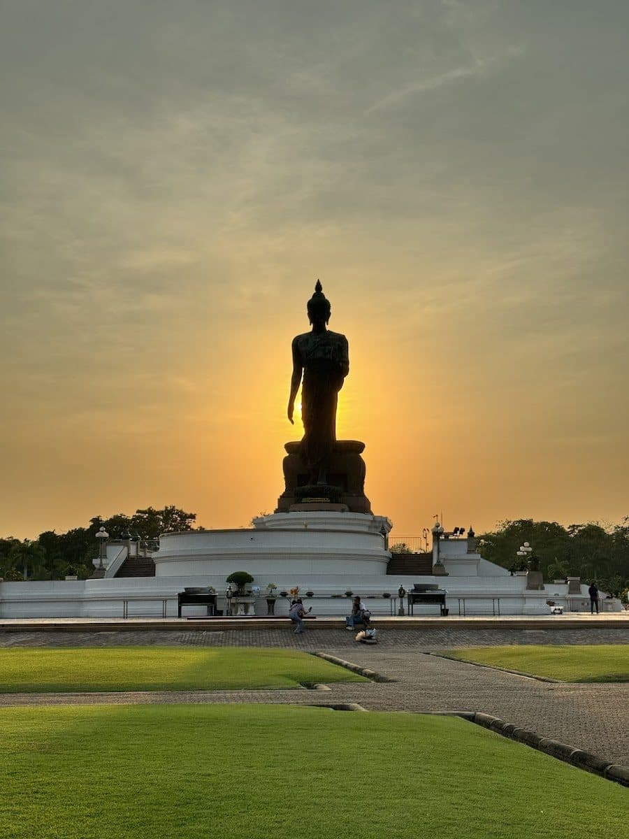 Phutthamonthon Park