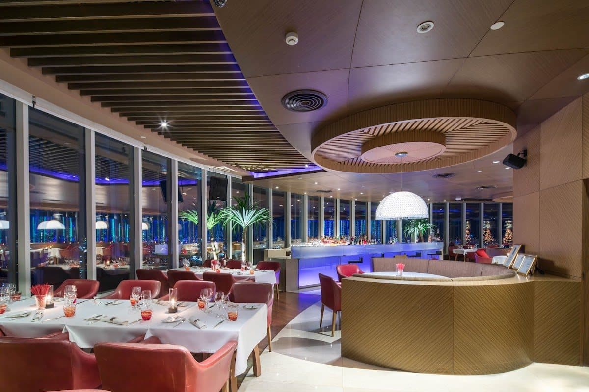 Red Sky Bar